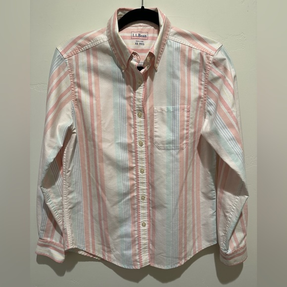 L.L. Bean Tops - Women’s LL Bean shirt, XS